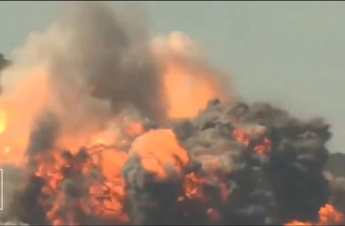 „ГОРЕЋЕ АМЕРИЧКЕ И ИЗРАЕЛСКЕ БАЗЕ!“ Стиже сурова освета за брата Наеинија: „Трамп ће проћи као Садам Хусеин!“ (ВИДЕО)