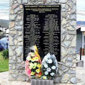 46933-ranilug-spomenik 